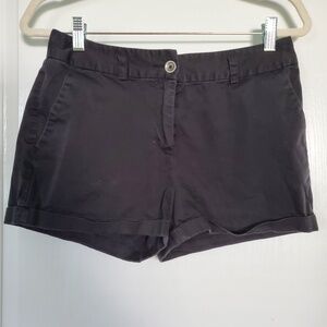 FOREVER 21 BLACK SIZE MEDIUM SHORTS